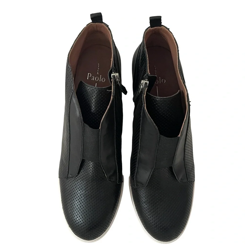 L.Paolo Black Wedge Ankle Boots